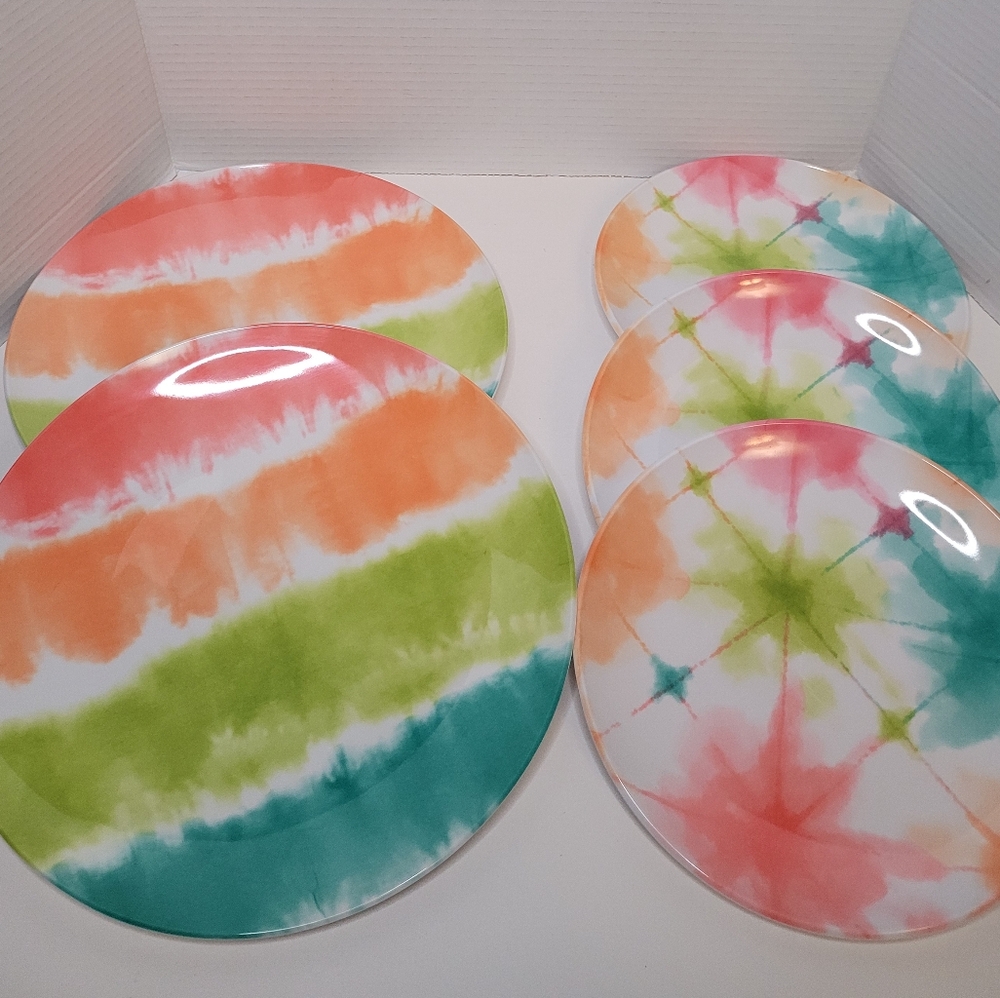 Colorful Lot Tie-Dye Melamine Plates Lot Of 5 Plates - Picture 7 of 8